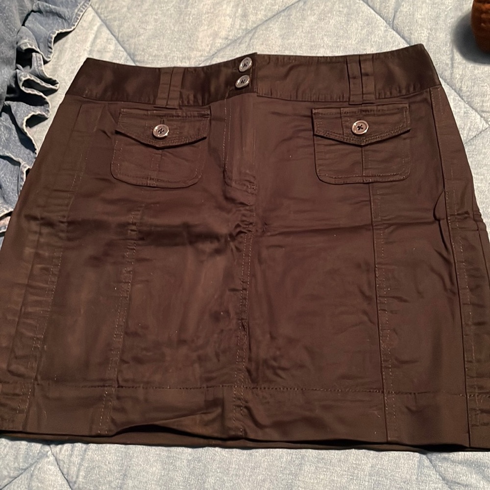 White House Black Market cargo pocket miniskirt size 4 black